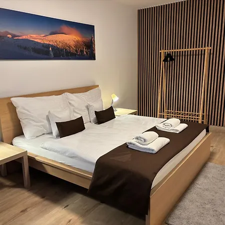Apartman Centrum Komfort Zvolen Exterior photo