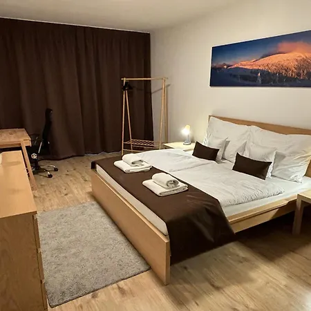 Apartman Centrum Komfort Zvolen Exterior photo